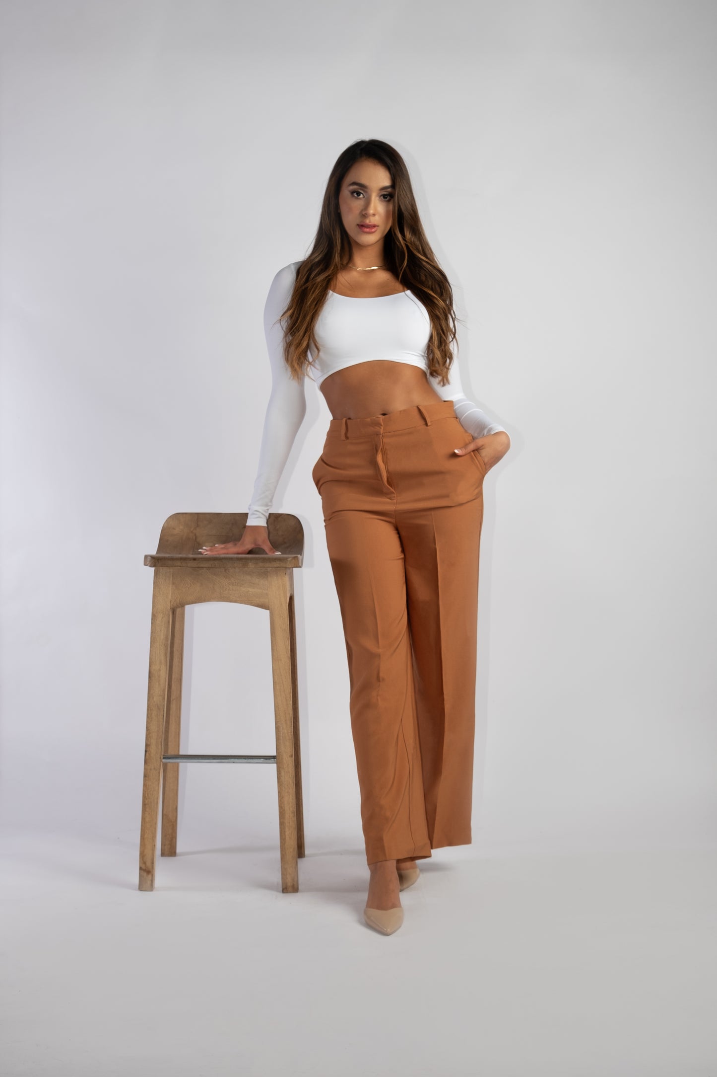 PANTALÓN TIPO SASTRE CAFÉ