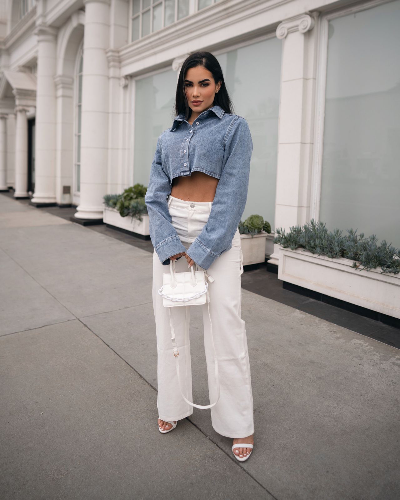 CHAQUETA CORTA AZUL