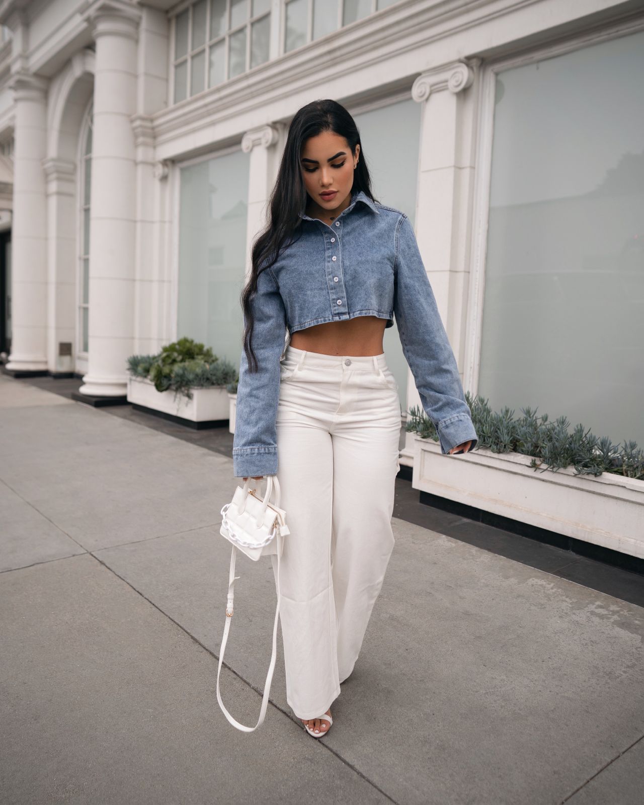 CHAQUETA CORTA AZUL