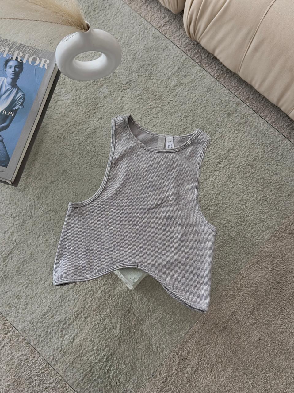 CROP TOP GRIS MANGA SIZA BRILLO