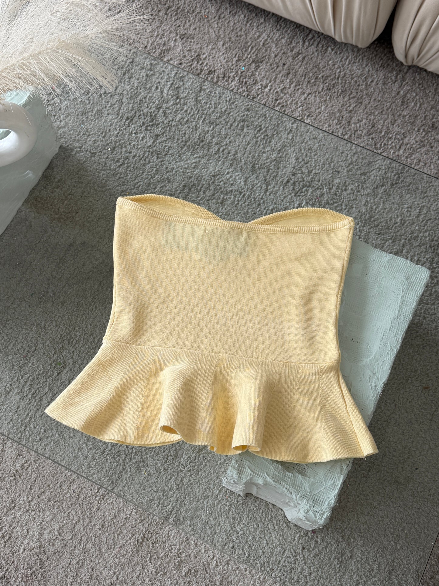 BLUSA TEJIDA PEPLUM AMARILLO PASTEL