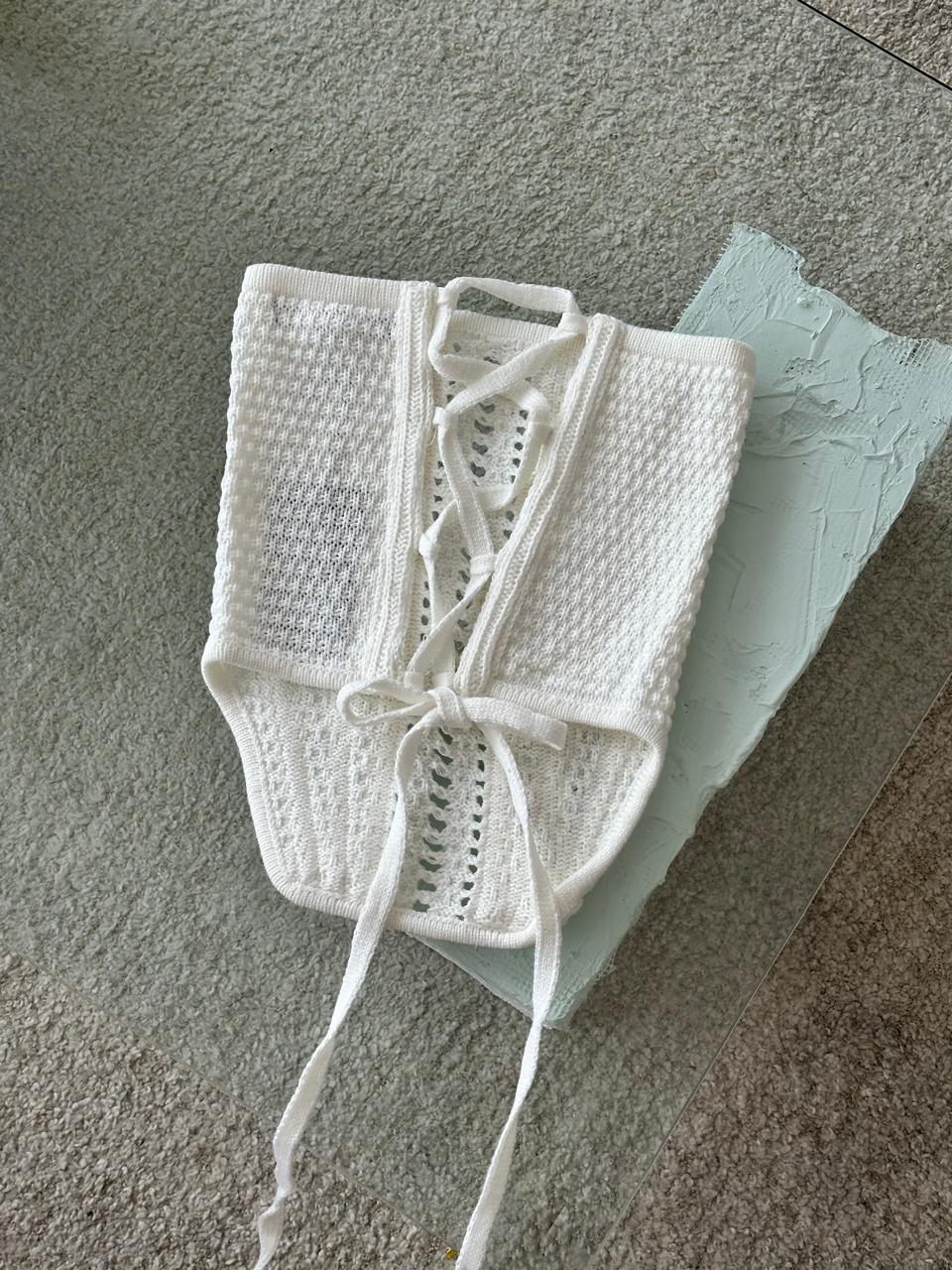 CORSET EN CROCHET CREMA STRAPLESS