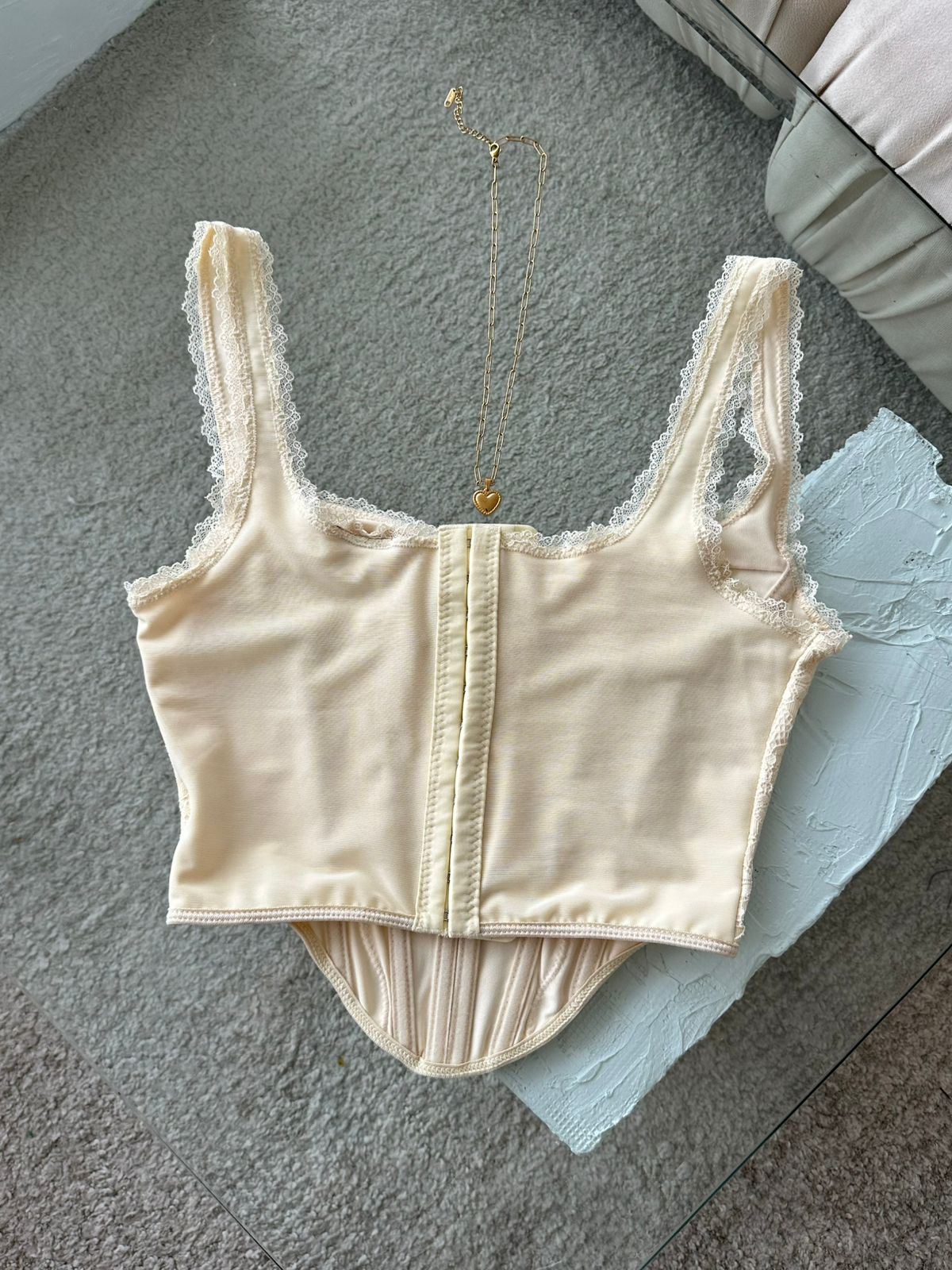 CORSET AMARILLO ENCAJE