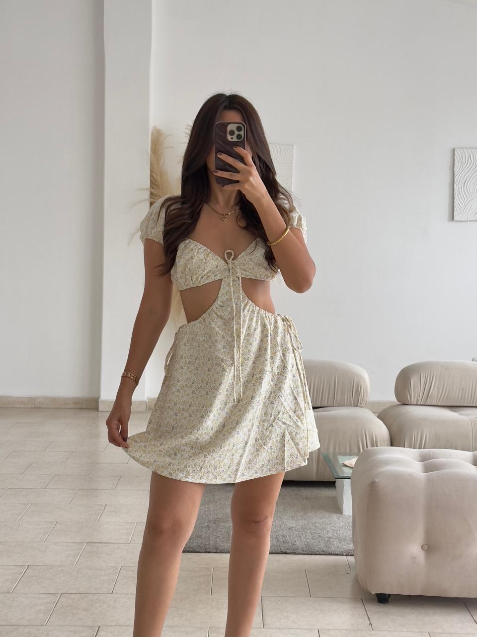 VESTIDO ESCOTES FLORAL