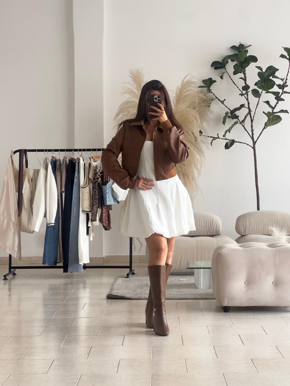 VESTIDO BLANCO TELA DOBLE CORTE A