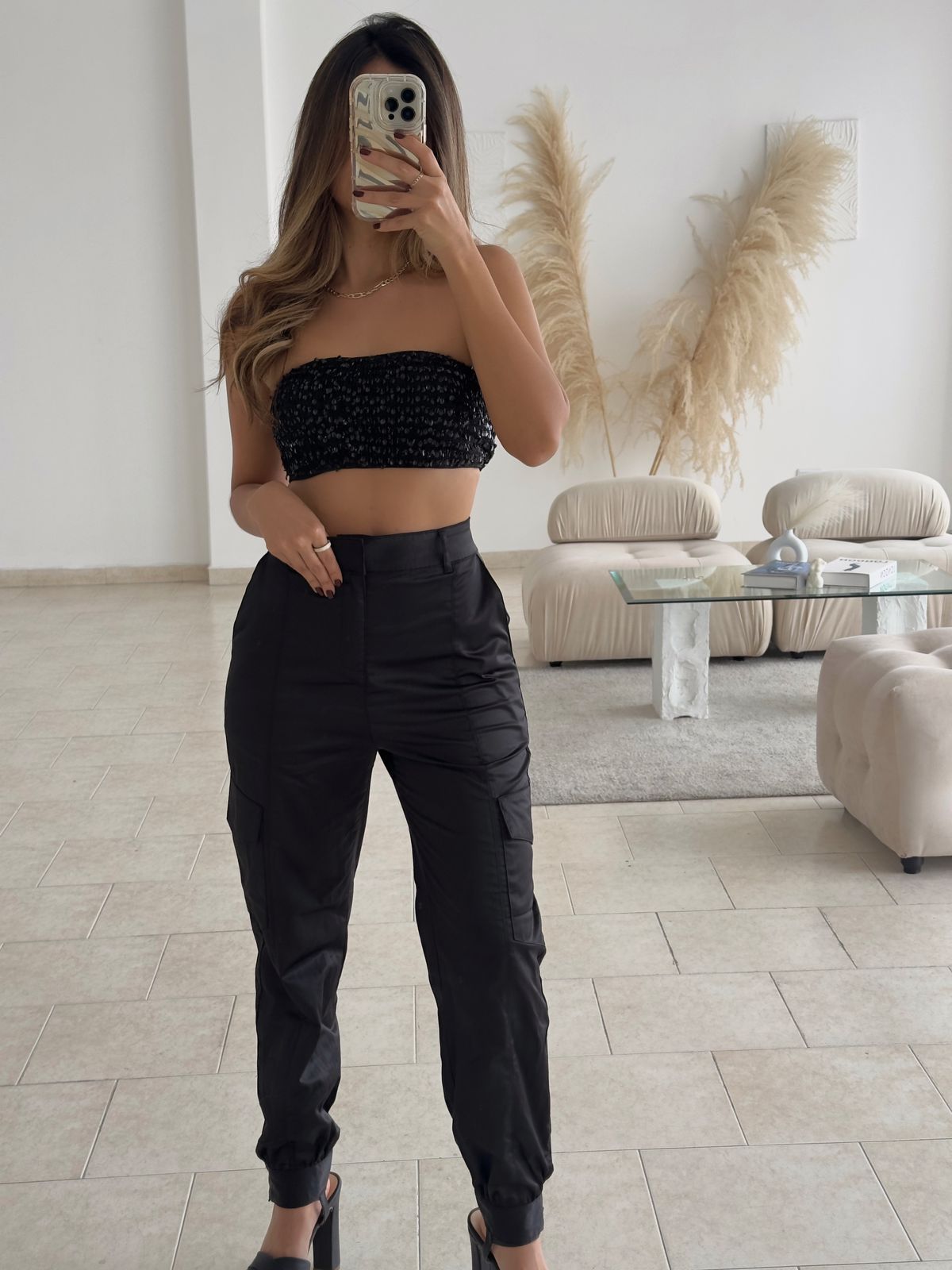 TOP STRAPLESS LENTEJUELAS NEGRO