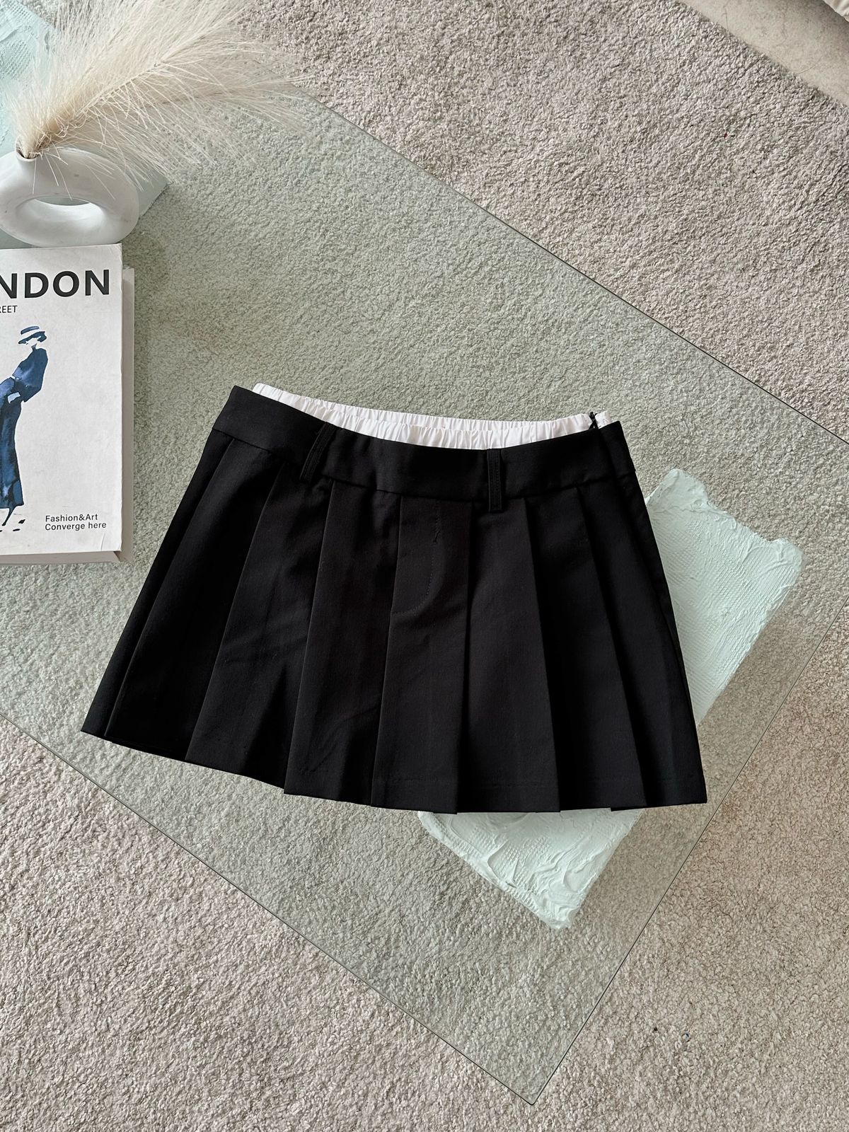 FALDA NEGRA PRENSES BORDE BLANCO