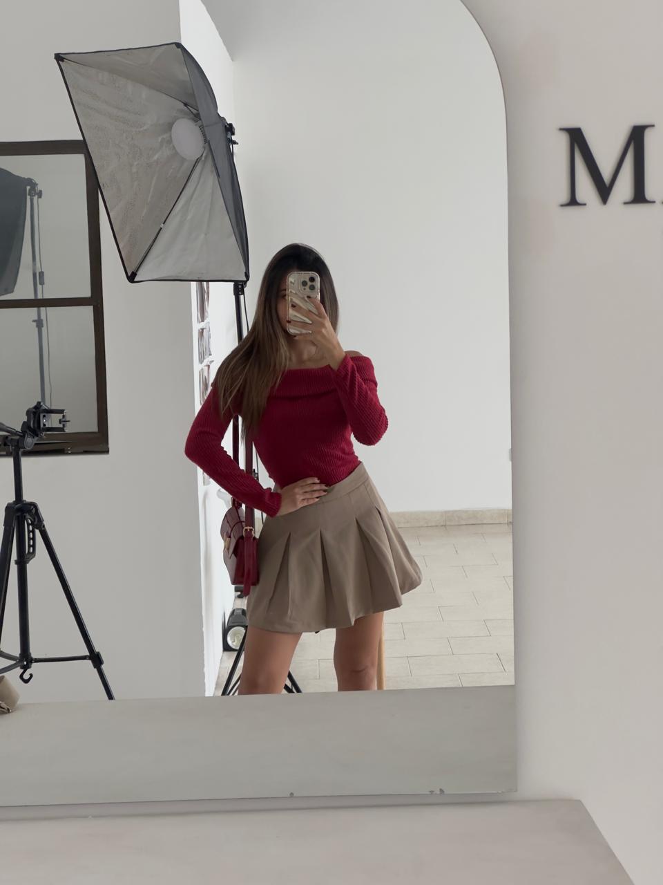 FALDA SHORT CAQUI DE PRENSES