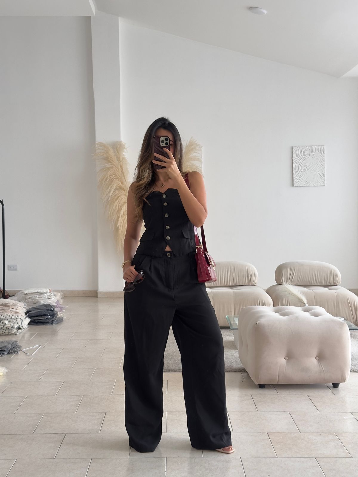 SET CHALECO STRAPLESS Y PANTALÓN NEGRO