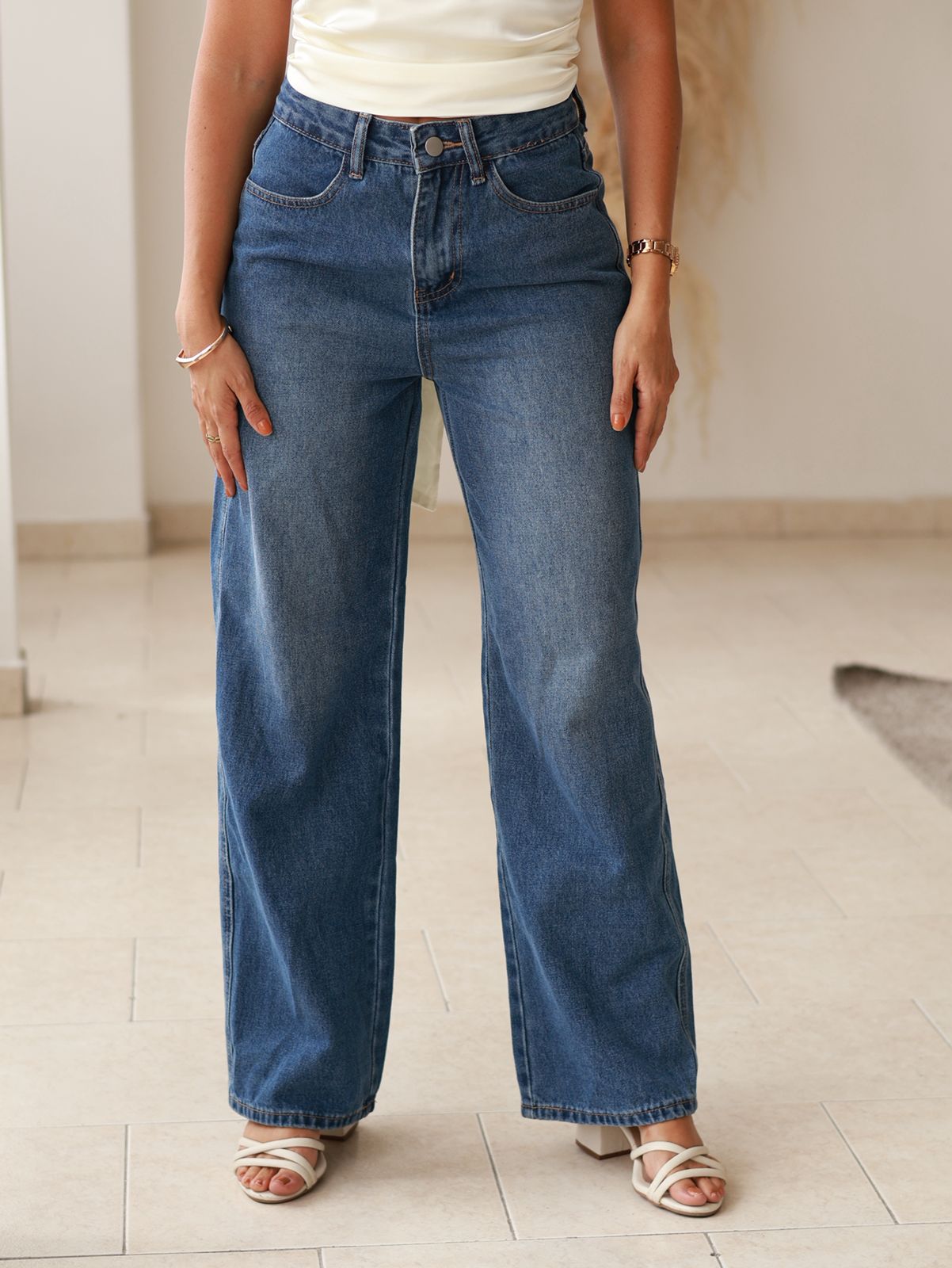 JEAN TIRO ALTO CLÁSICO TONO MEDIO