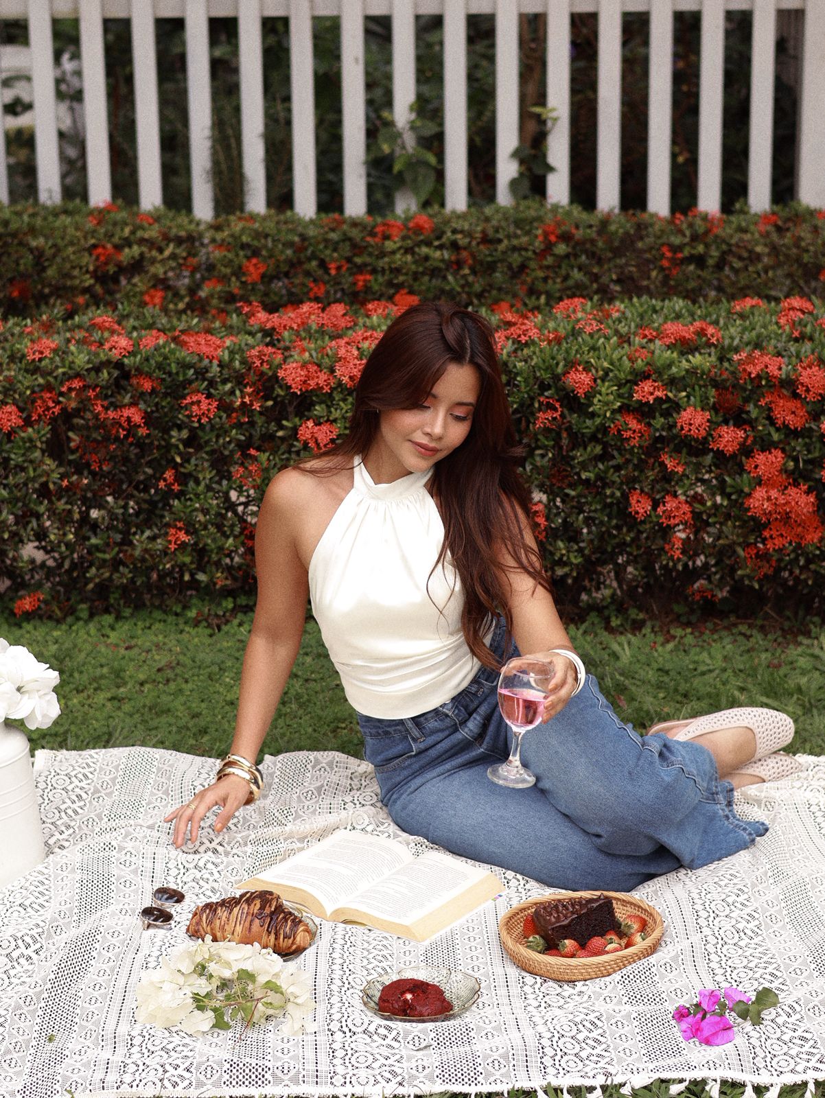 BLUSA EN SEDA CHAMPAÑA AMARRE CUELLO Y ESPALDA