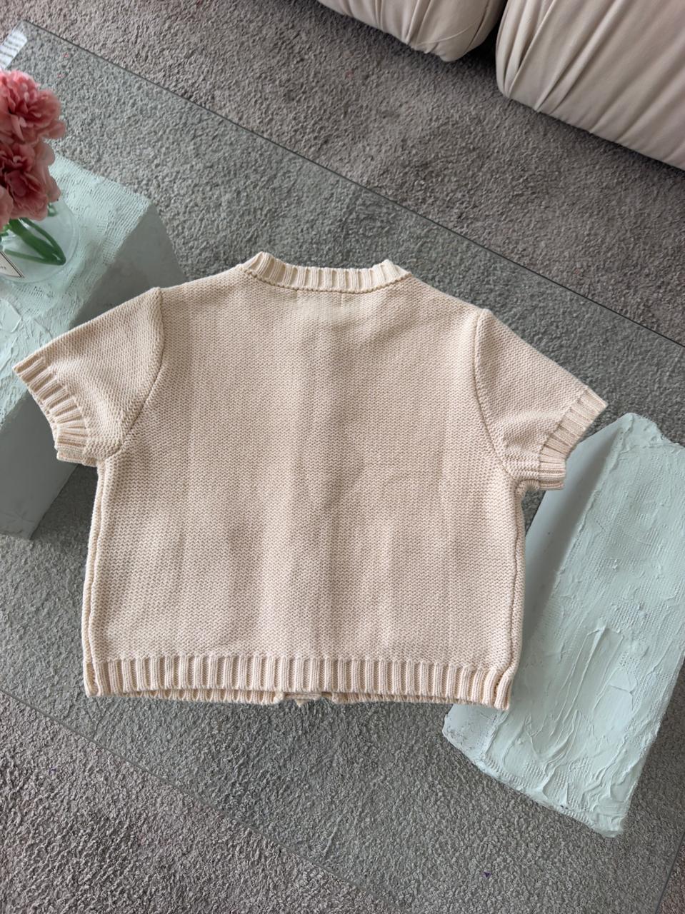 BLUSA - CARDIGAN CORTO BEIGE BOTONES DORADOS