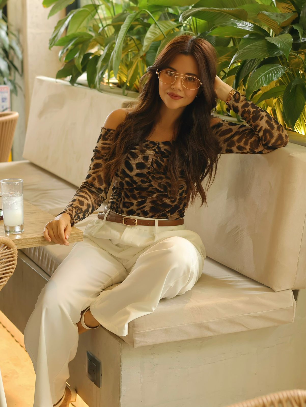 BLUSA MESH ANIMAL PRINT MANGA LARGA