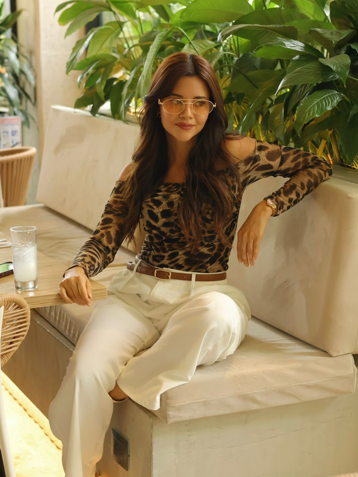 BLUSA MESH ANIMAL PRINT MANGA LARGA