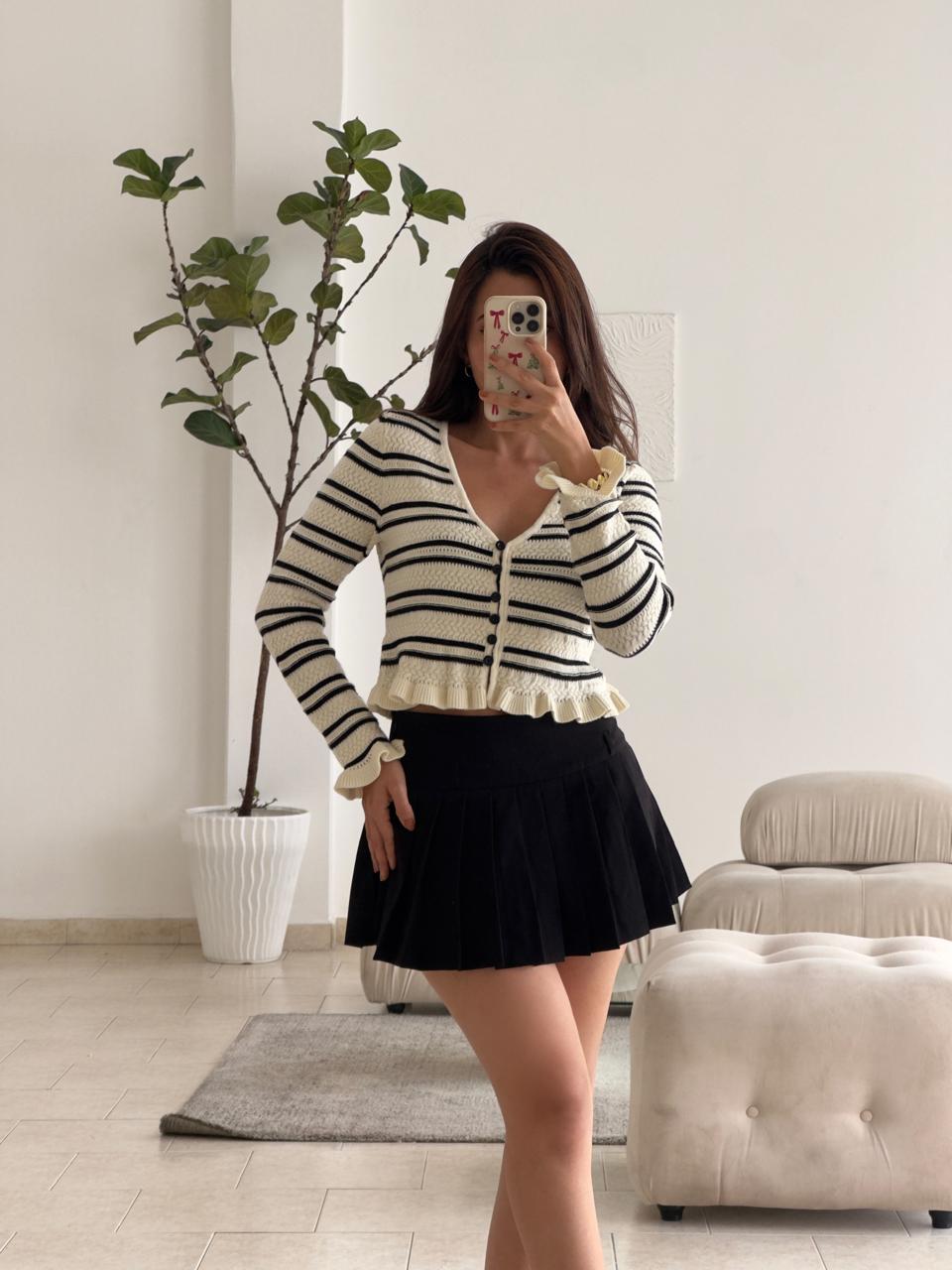 SWEATER TEJIDO BOLEROS BLANCO Y NEGRO