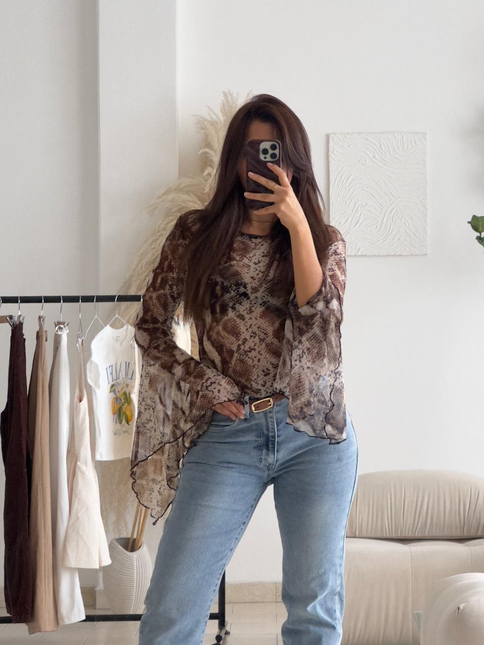 BLUSA MESH SERPIENTE MANGA ACAMPANADA