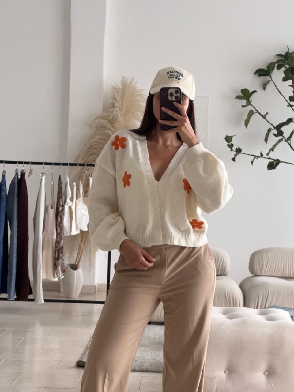 CARDIGAN CREMA FLORES NARANJAS