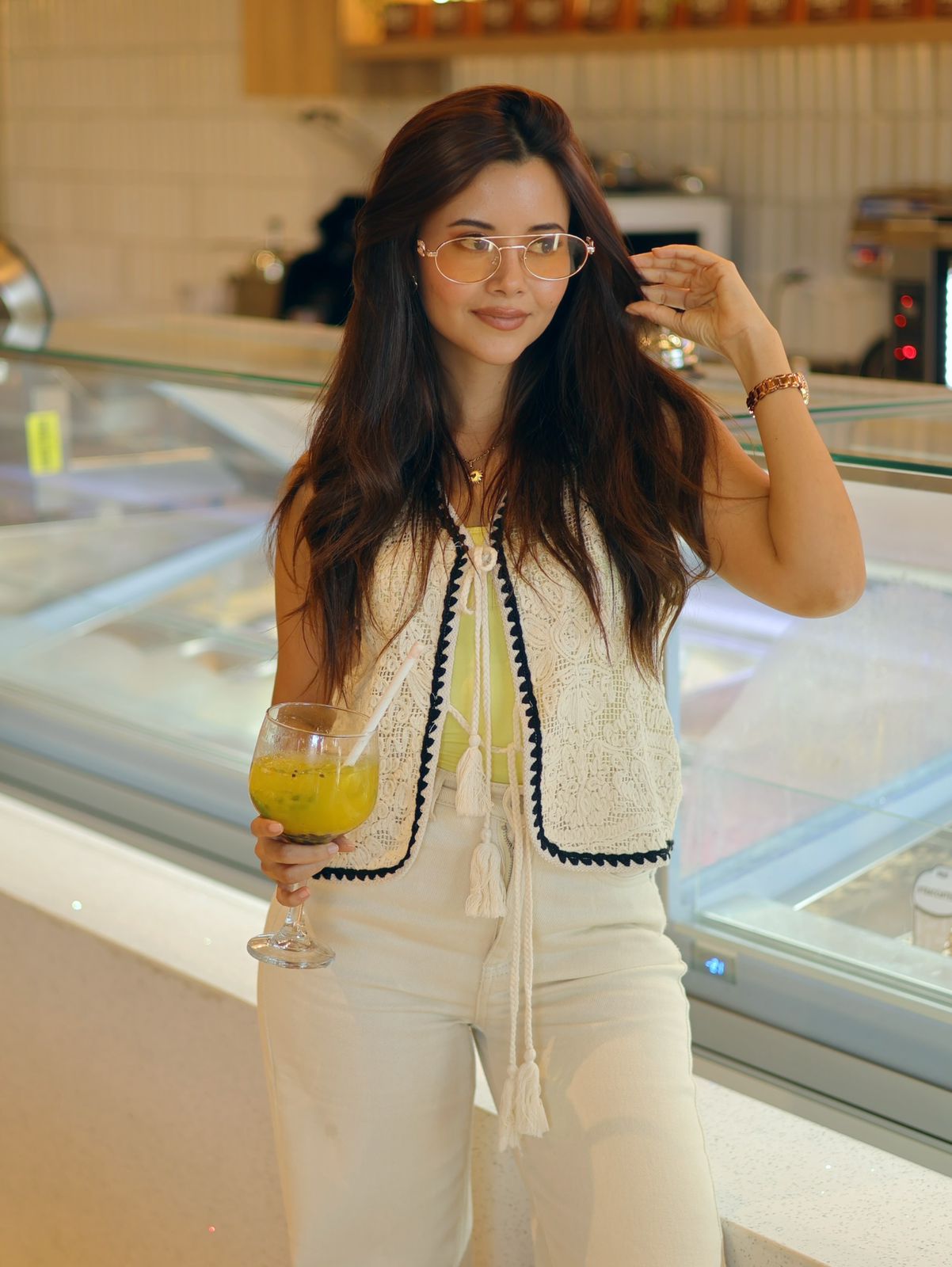 JEAN TIRO ALTO CREMA LISO