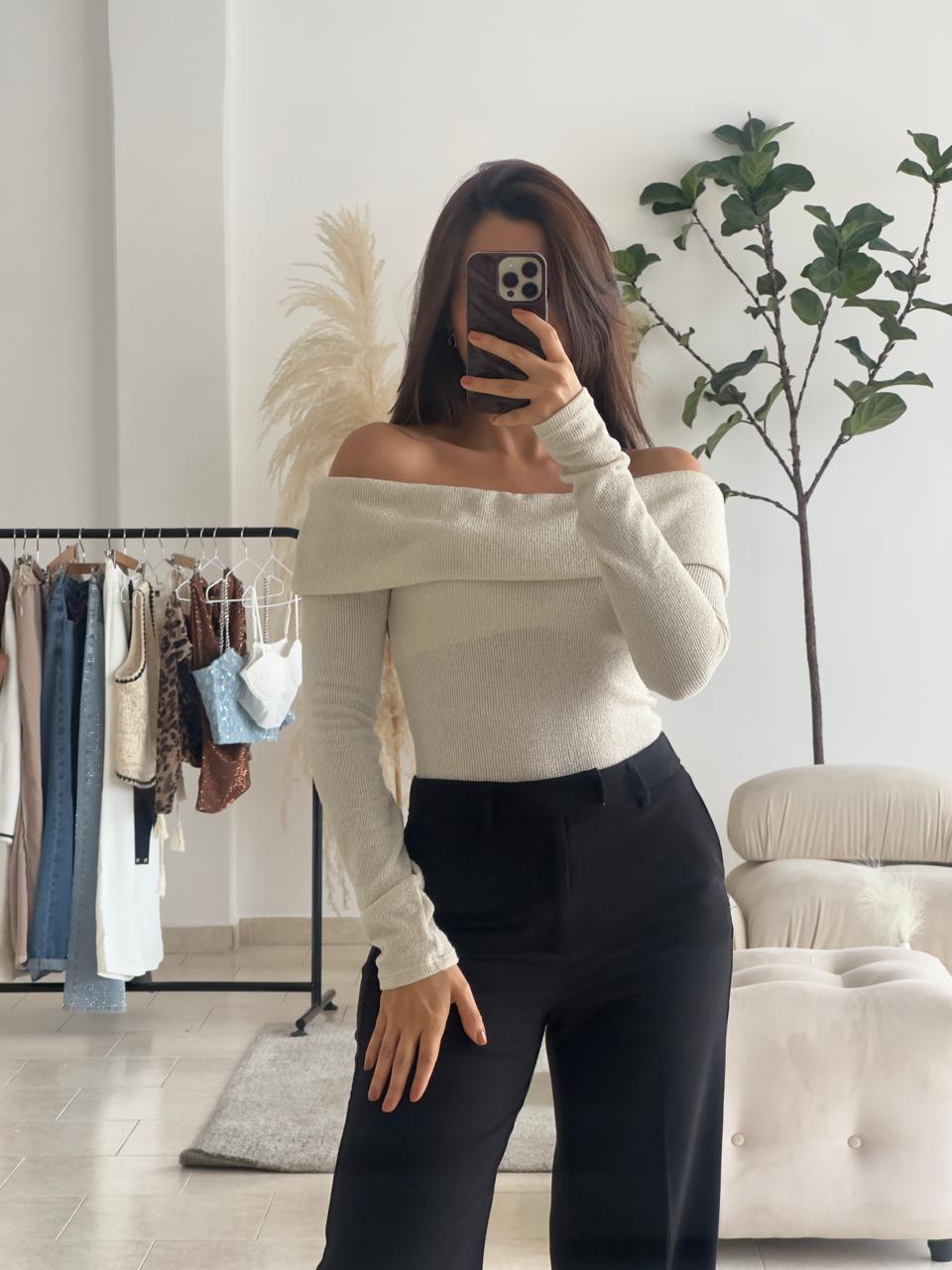 PANTALÓN EN TELA NEGRO