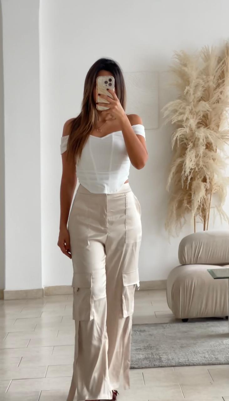 PANTALÓN CARGO SATINADO DORADO