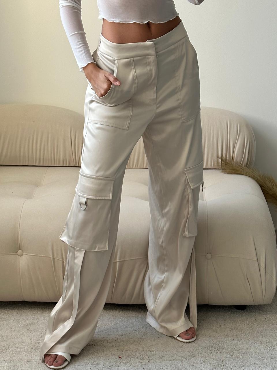 PANTALÓN CARGO SATINADO DORADO