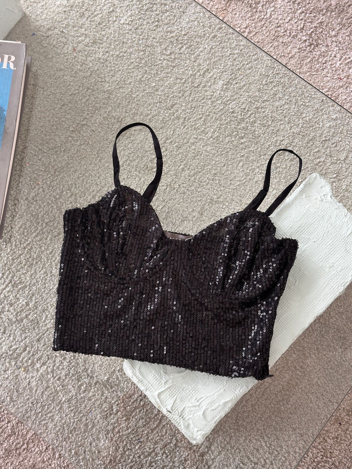 CORSET LENTEJUELAS COPAS NEGRO