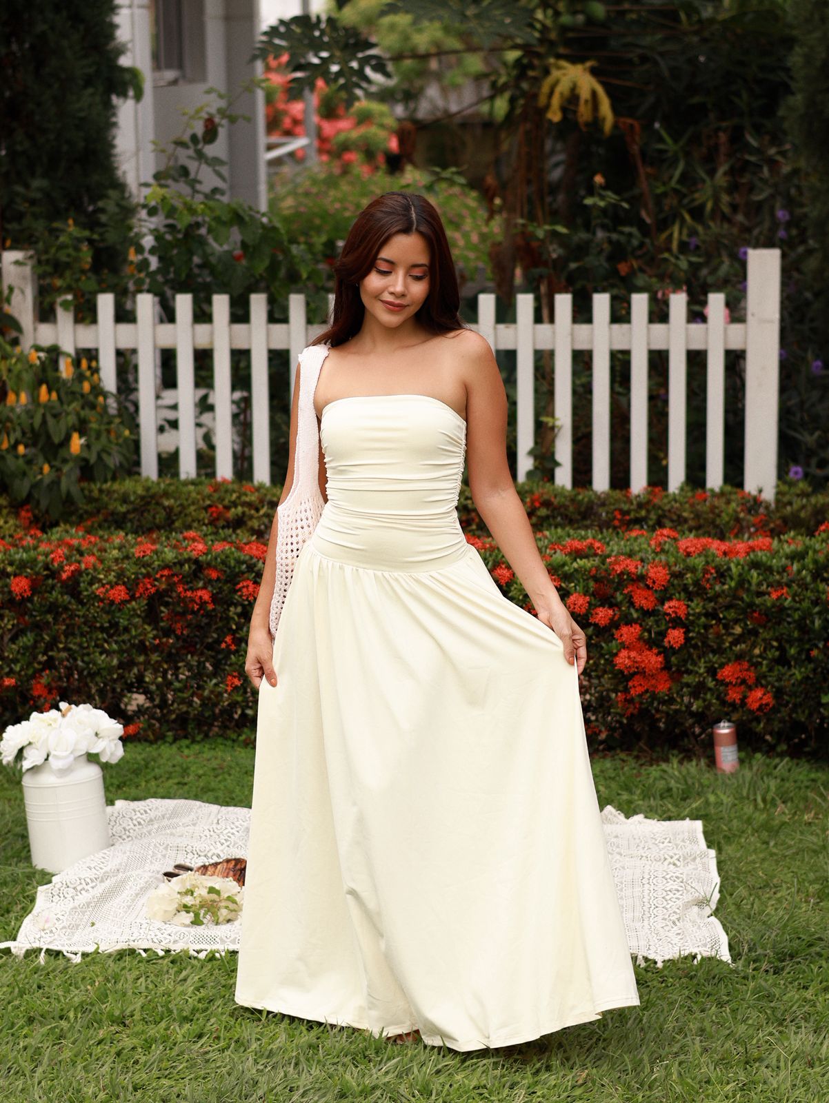 VESTIDO LARGO STRAPLESS AMARILLO PASTEL