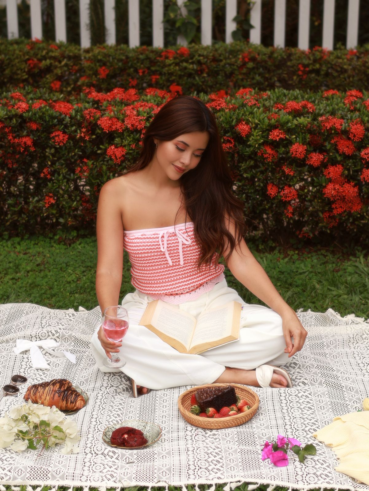 CROP TOP TEJIDO STRAPLESS RAYAS ROSA Y ROJO