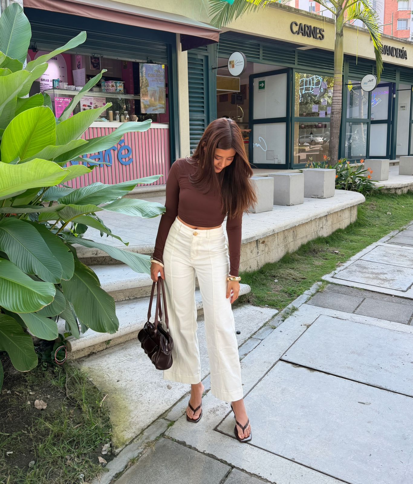 PANTALON CULOTTE BLANCO COSTURAS CAFÉ