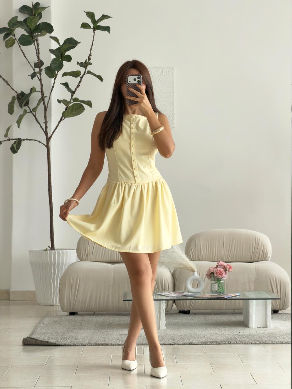 VESTIDO AMARILLO PASTEL EN LINO CORTO BOTONES