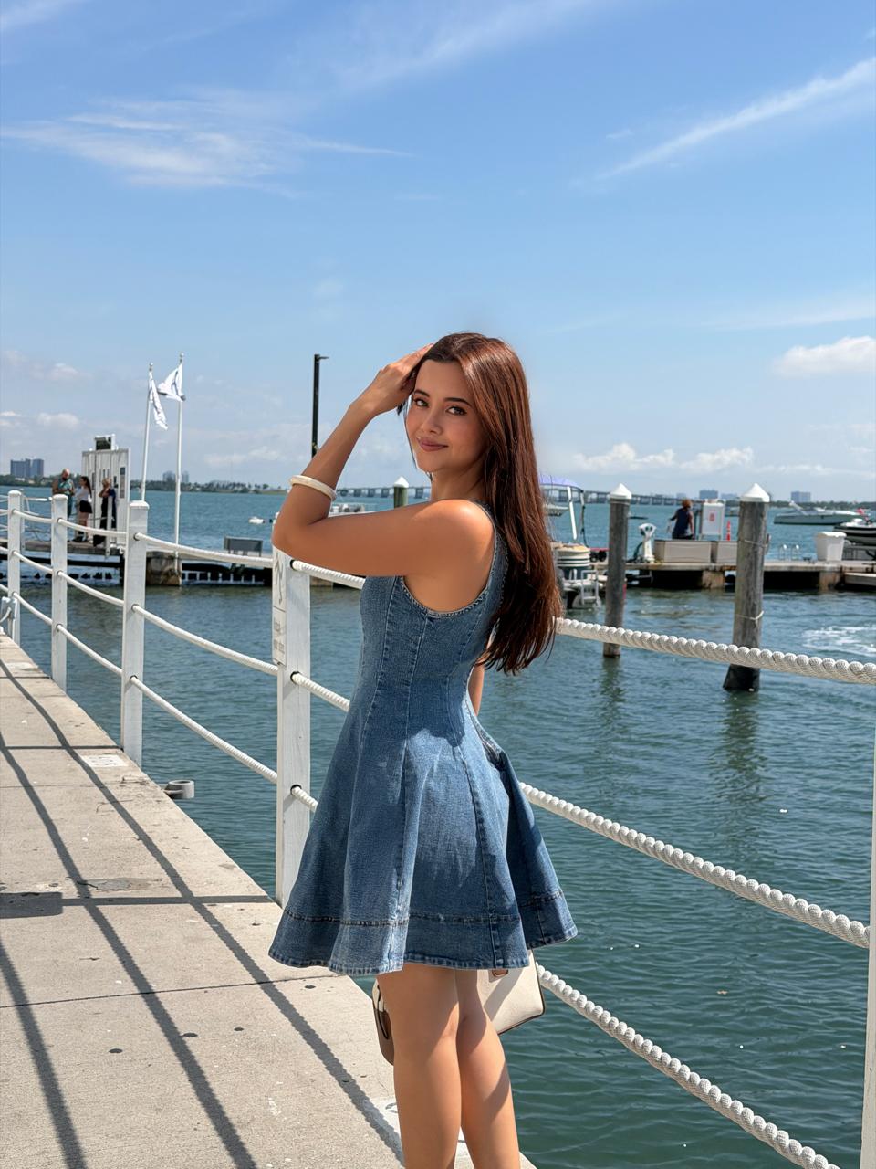 VESTIDO CORTO DENIM CORTE A