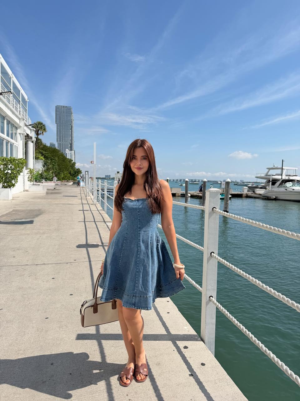 VESTIDO CORTO DENIM CORTE A