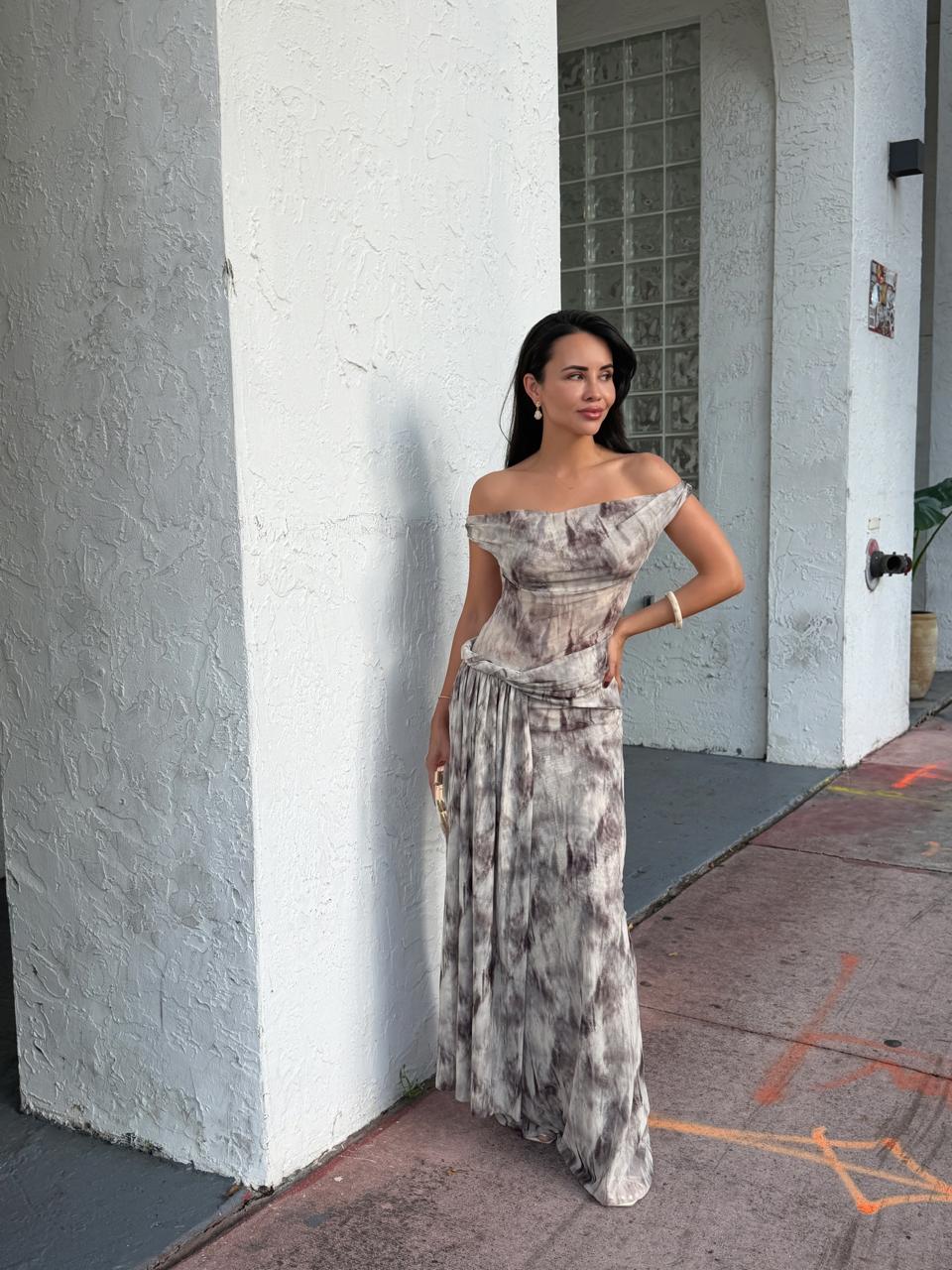 VESTIDO LARGO MESH GRIS