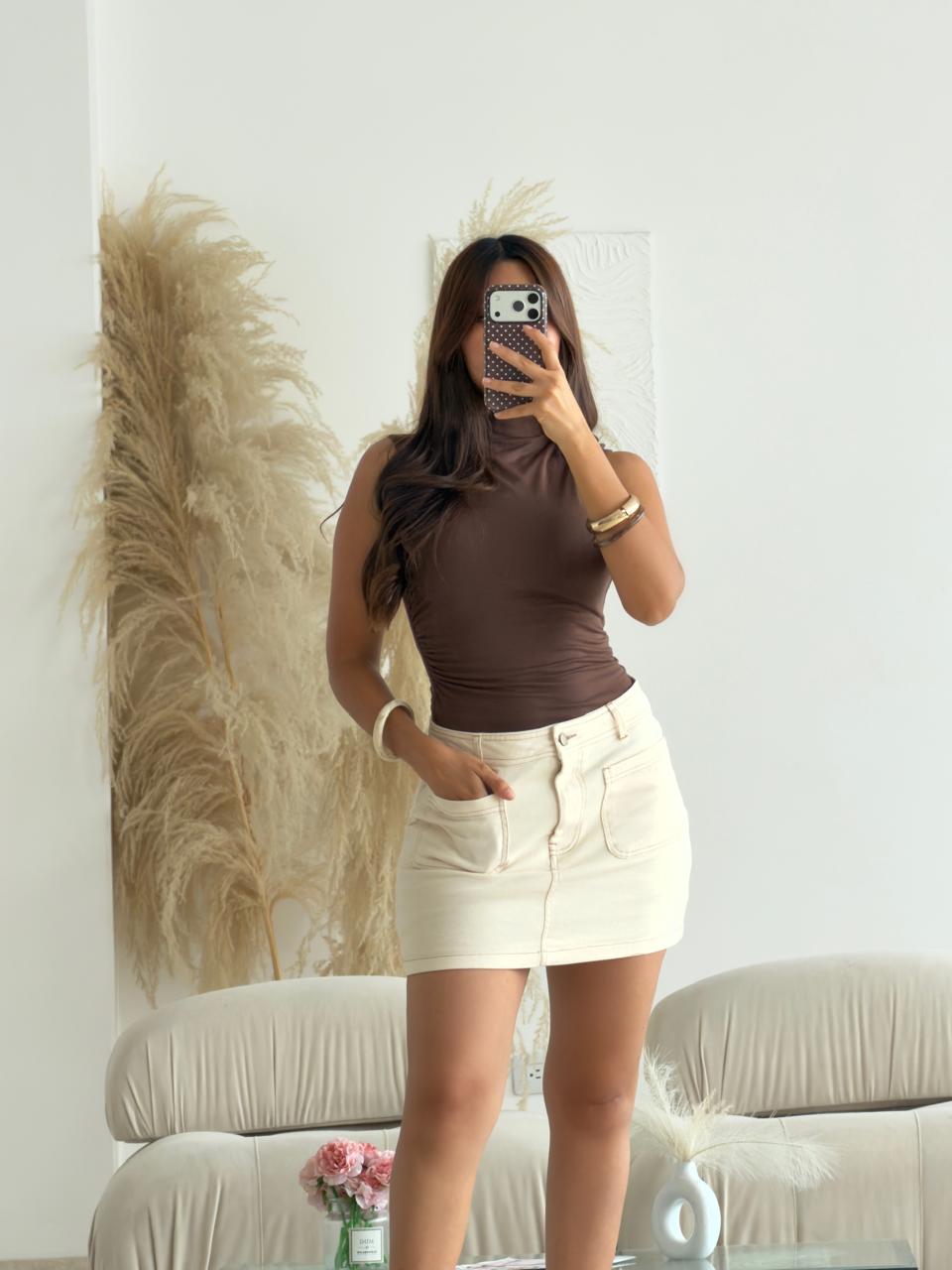 BODY CUELLO ALTO MOCHA EN TELA DOBLE