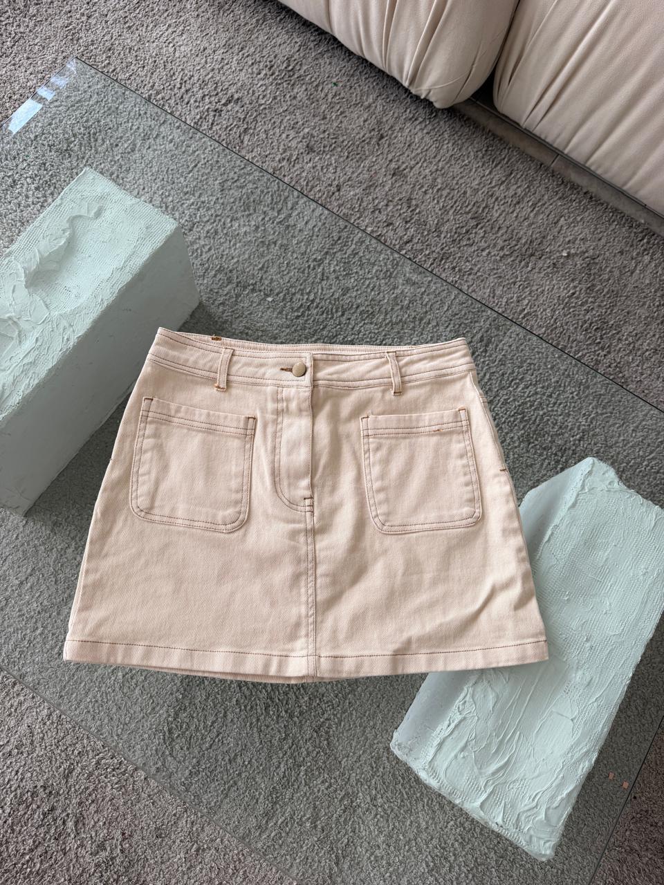 FALDA DENIM BEIGE CORTA