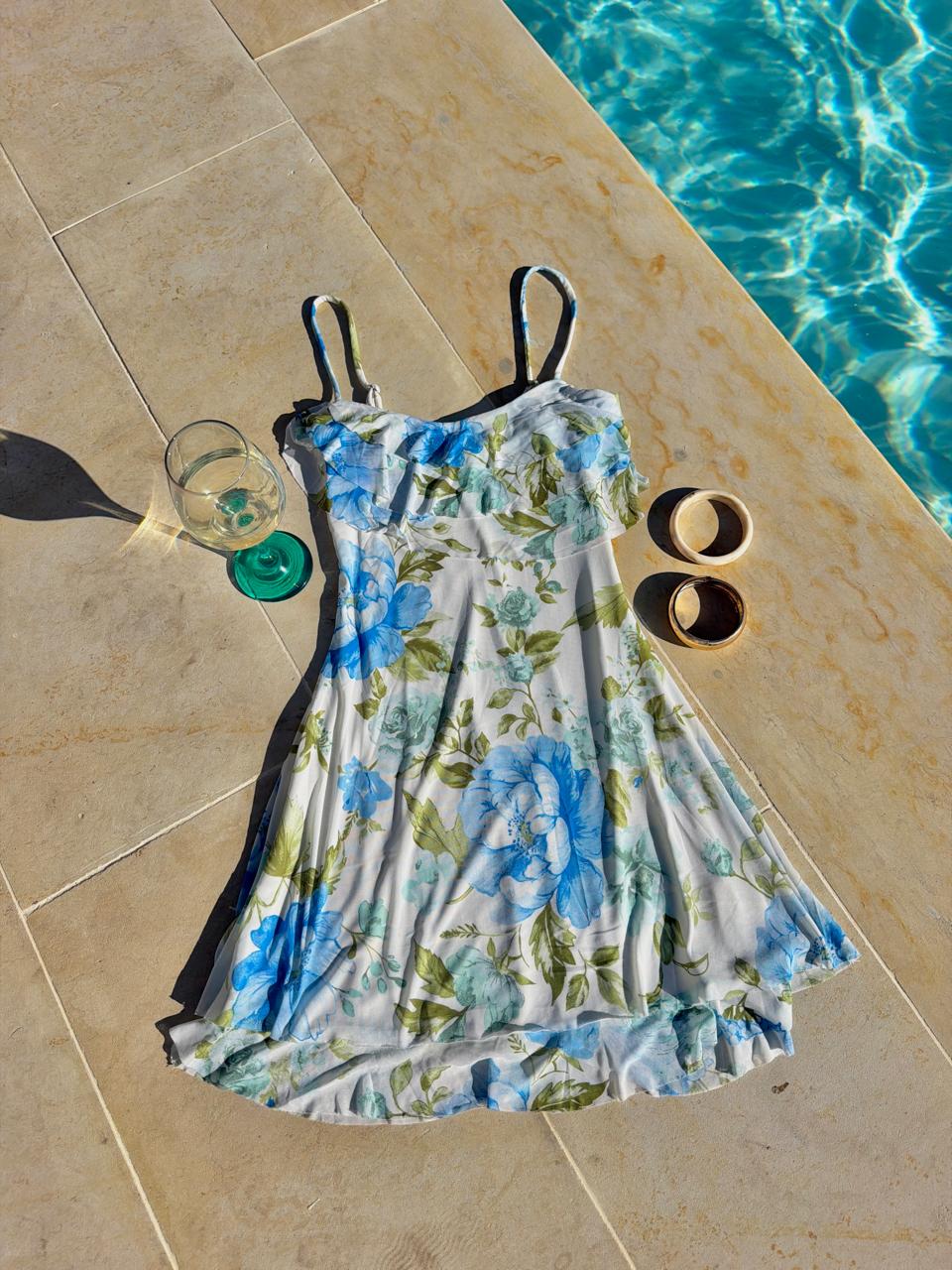 VESTIDO MESH FLORAL TIRAS CORTO