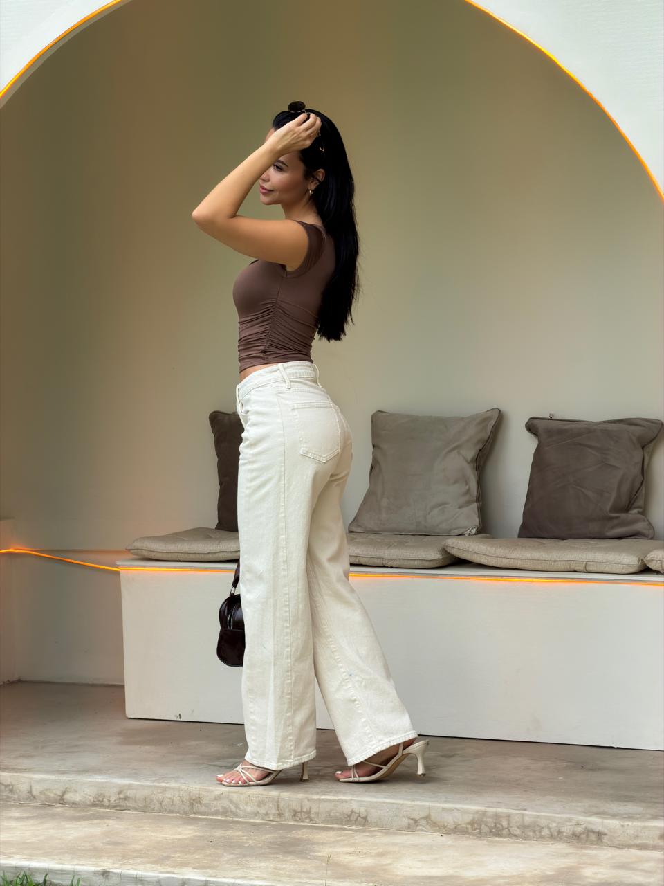 BLUSA EN TELA DOBLE PLIEGUES MOCHA
