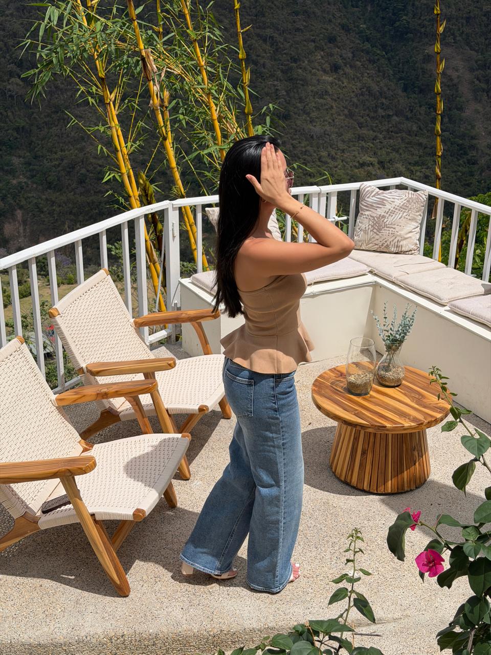 BLUSA TEJIDA PEPLUM CAFÉ