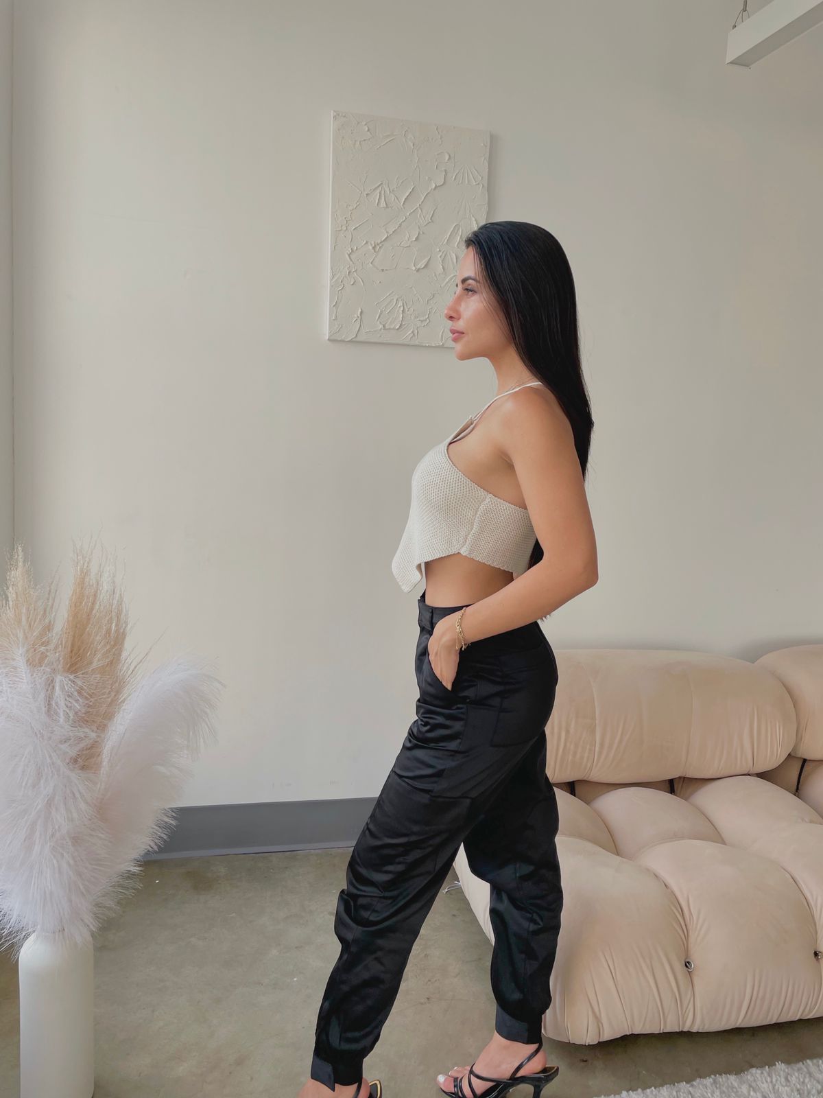 PANTALON CARGO SATINADO NEGRO