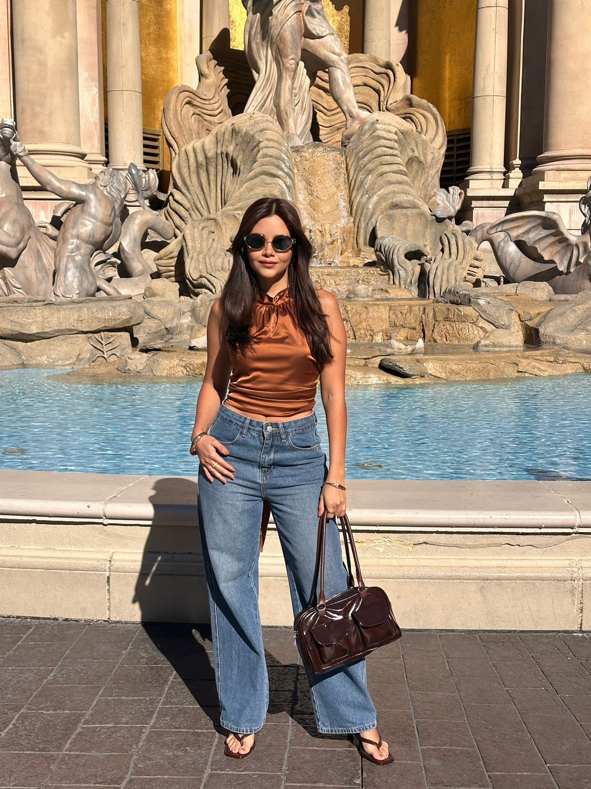 BLUSA EN SEDA MOCHA AMARRE CUELLO Y ESPALDA