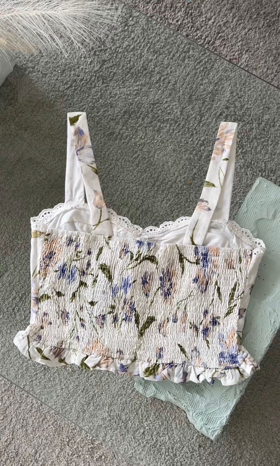 CROP TOP BOTONES FLORAL AZUL