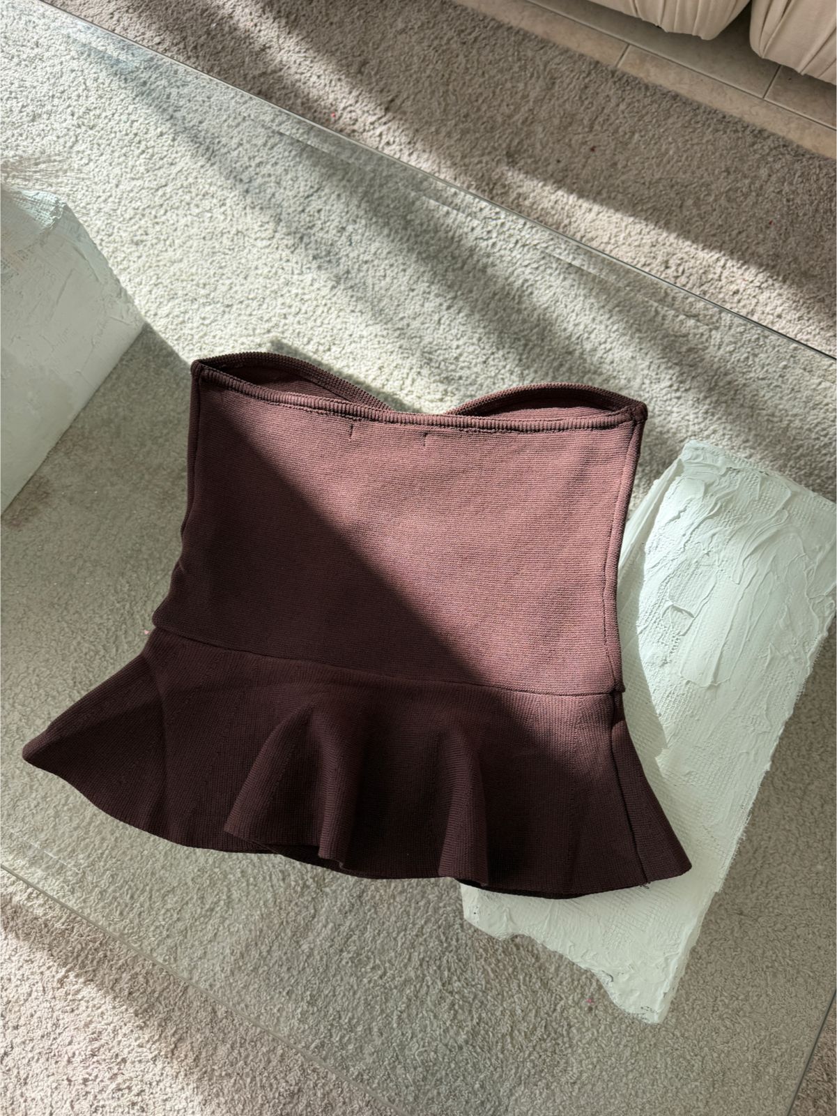 BLUSA TEJIDA PEPLUM MOCHA