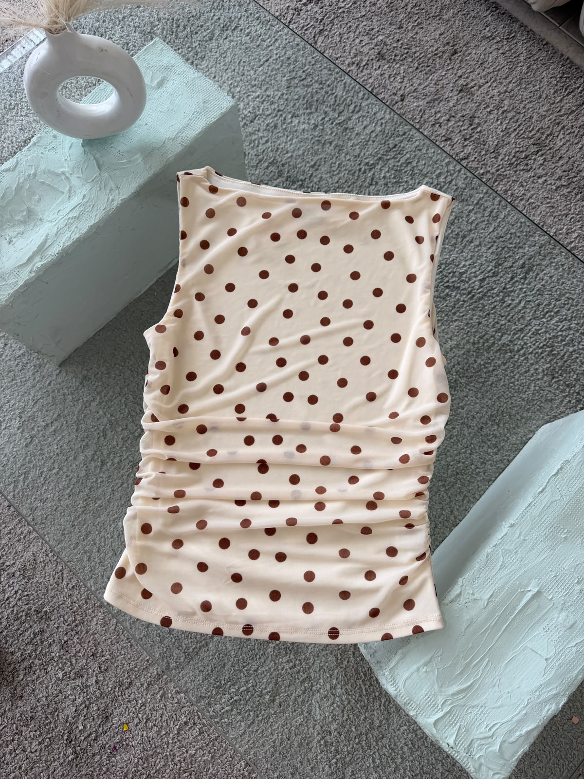 BLUSA MESH FRUNCIDA POLKA DOT FONDO CREMA